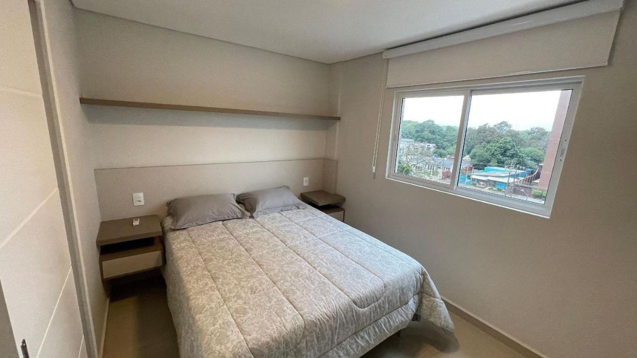 Apartamento Novinho E Confortavel No Centro De Foz ฟอสดูอีกวาซู ภายนอก รูปภาพ