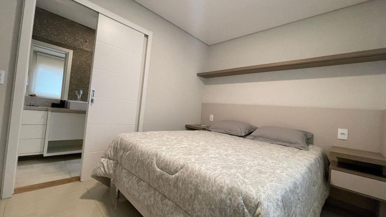 Apartamento Novinho E Confortavel No Centro De Foz ฟอสดูอีกวาซู ภายนอก รูปภาพ