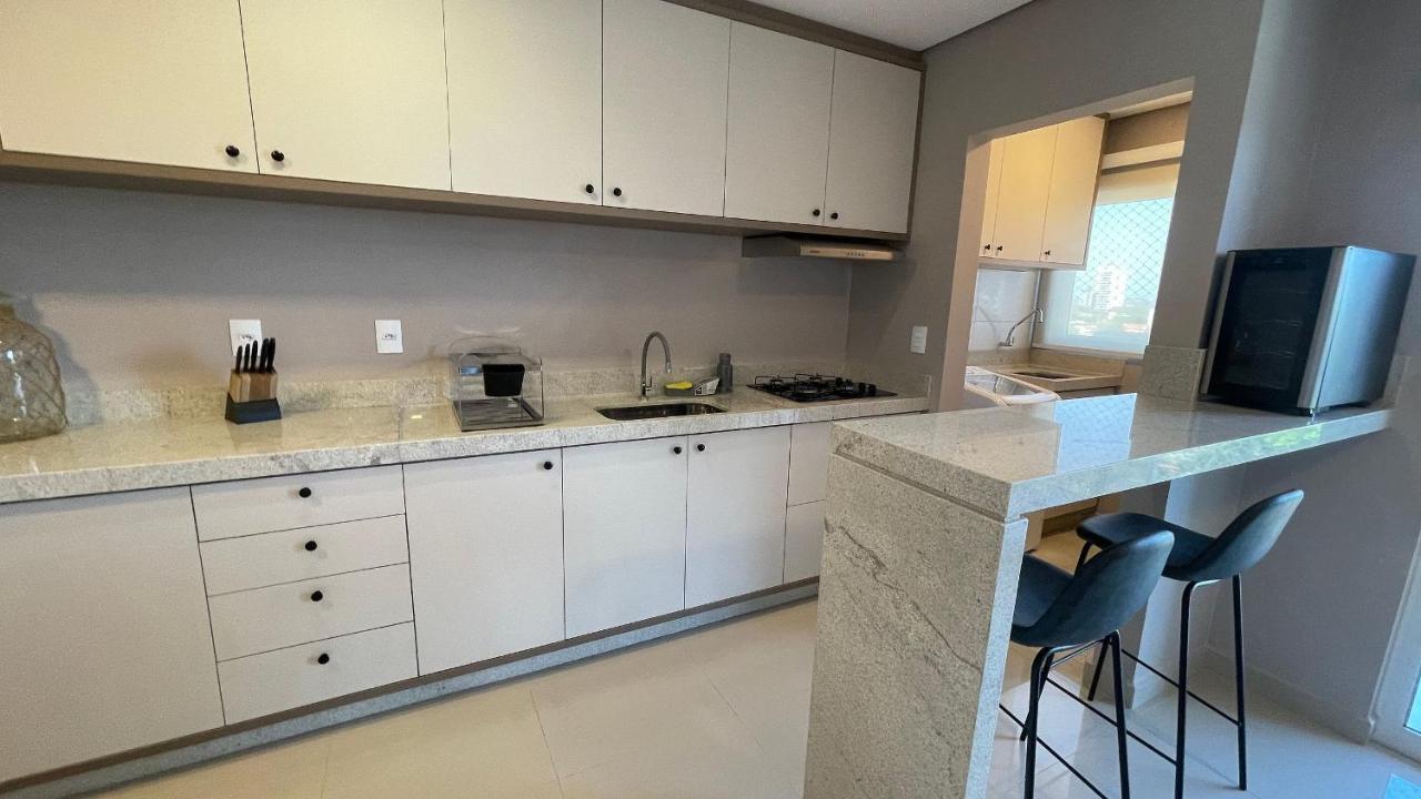 Apartamento Novinho E Confortavel No Centro De Foz ฟอสดูอีกวาซู ภายนอก รูปภาพ